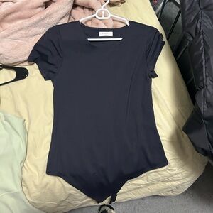 Black shirtsleeve bodysuit